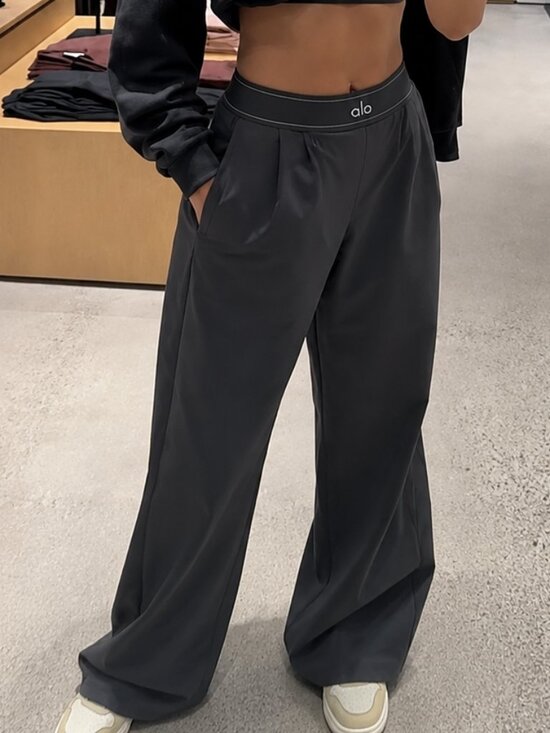 ALO Yoga Pants - NWT 😜 Alo Yoga Suit Up Trouser Anthracite Grey Relaxed Fit Wide Leg Pants 30"